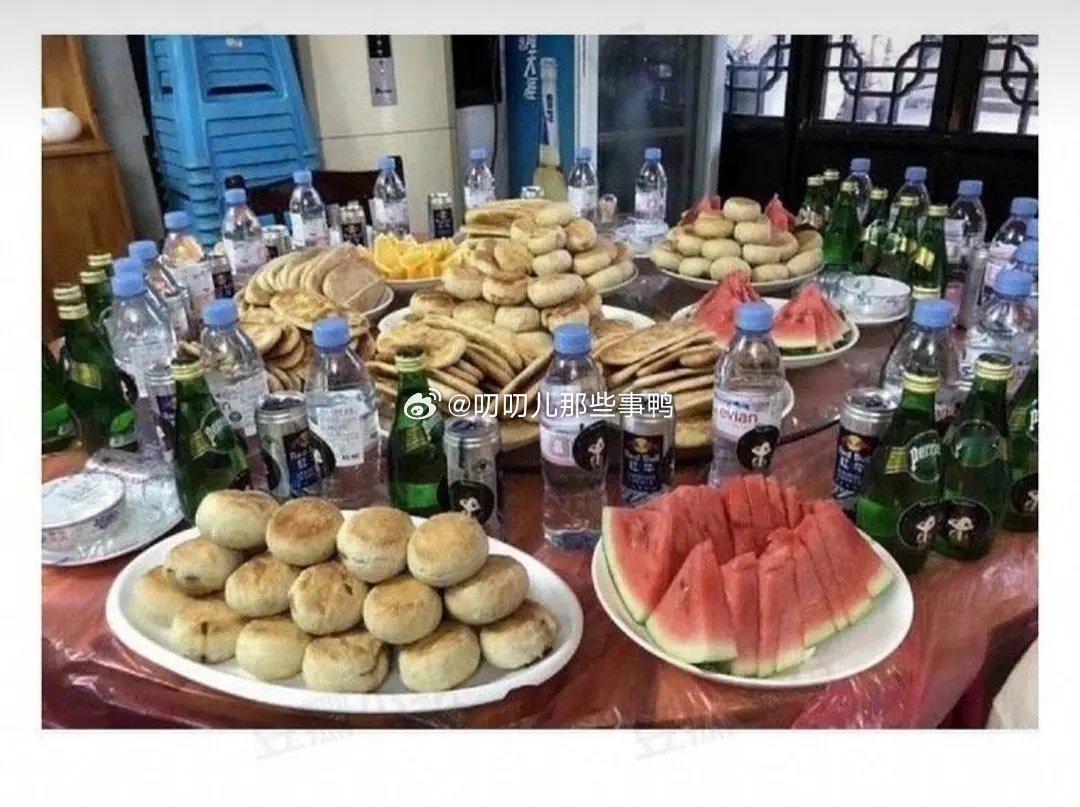 “饼伦”外号的由来～🤣🤣 