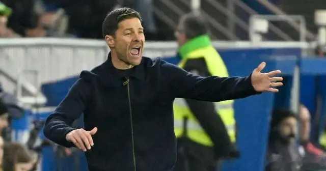 阿隆索：皇马需要状态持续性西甲第16轮，皇马客场2比1战胜阿拉维斯，取得近3场各