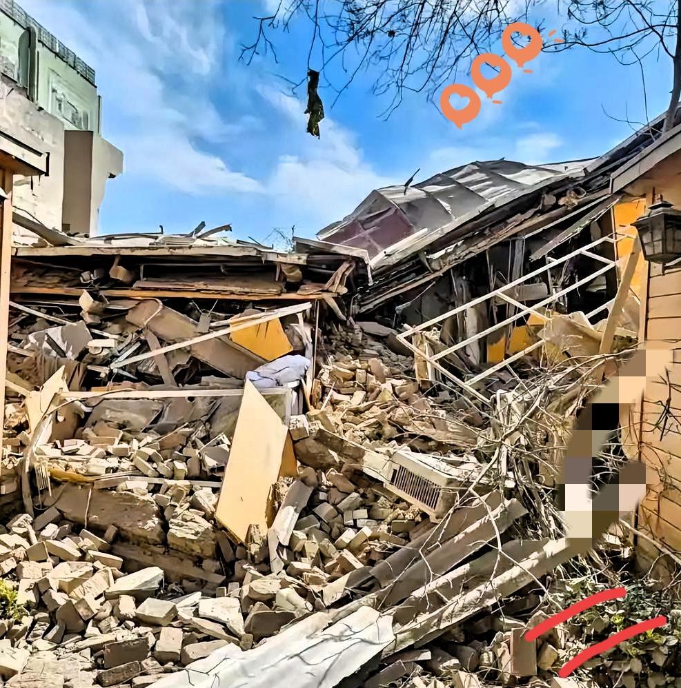 发现了一个了不得的事情，
等打完仗，
中国的建筑公司真的要忙到飞起了。俄罗斯要重