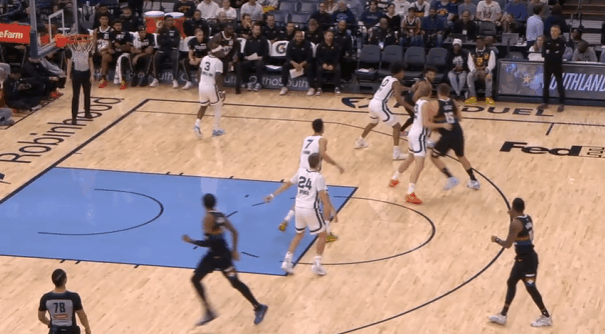 沃特森在生涯第四年展现出了继续进步的趋势，布劳恩受伤后G12对阵森林狼的比赛开始