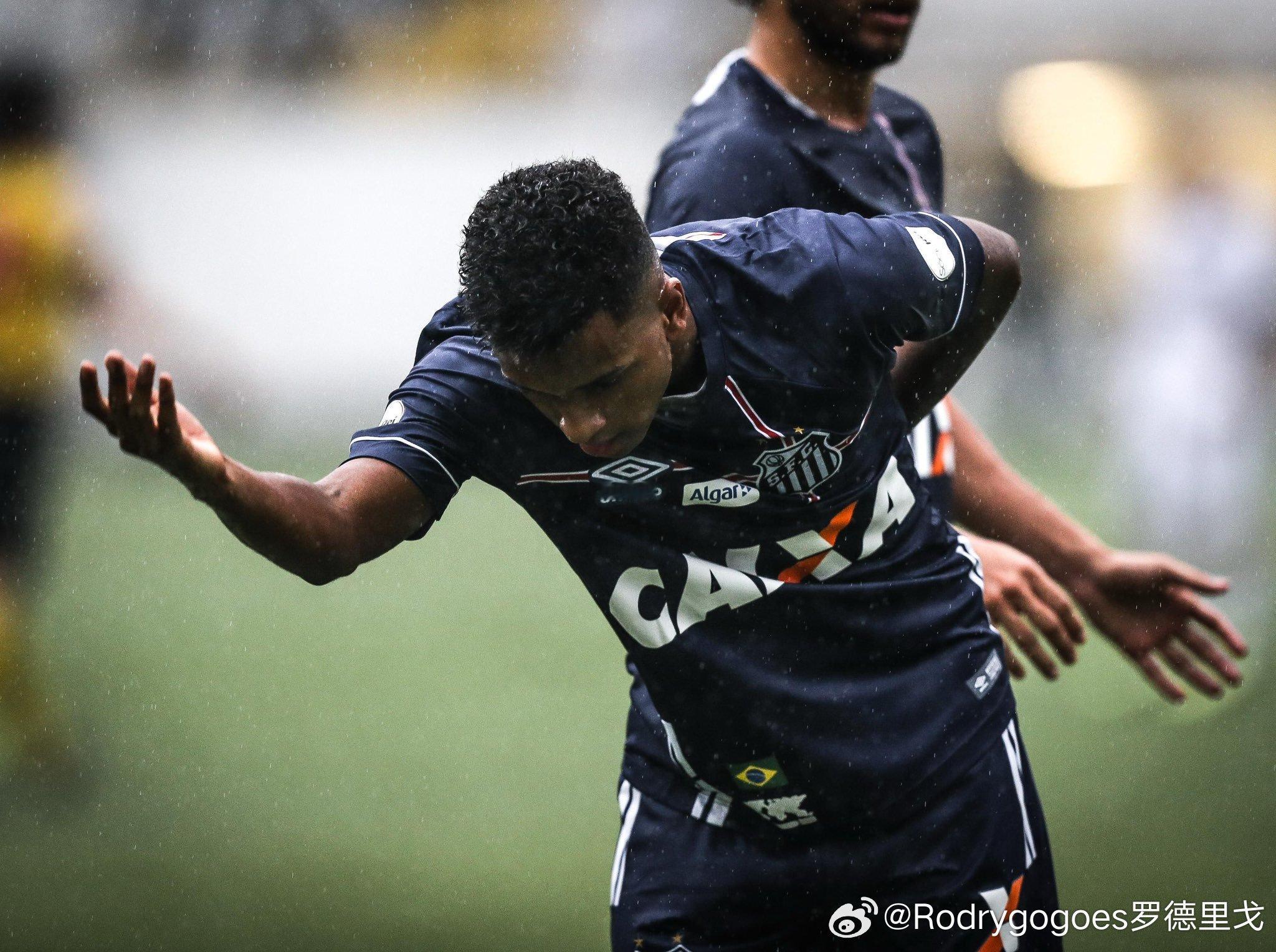 Parabéns ! Uma honra fazer parte da sua 