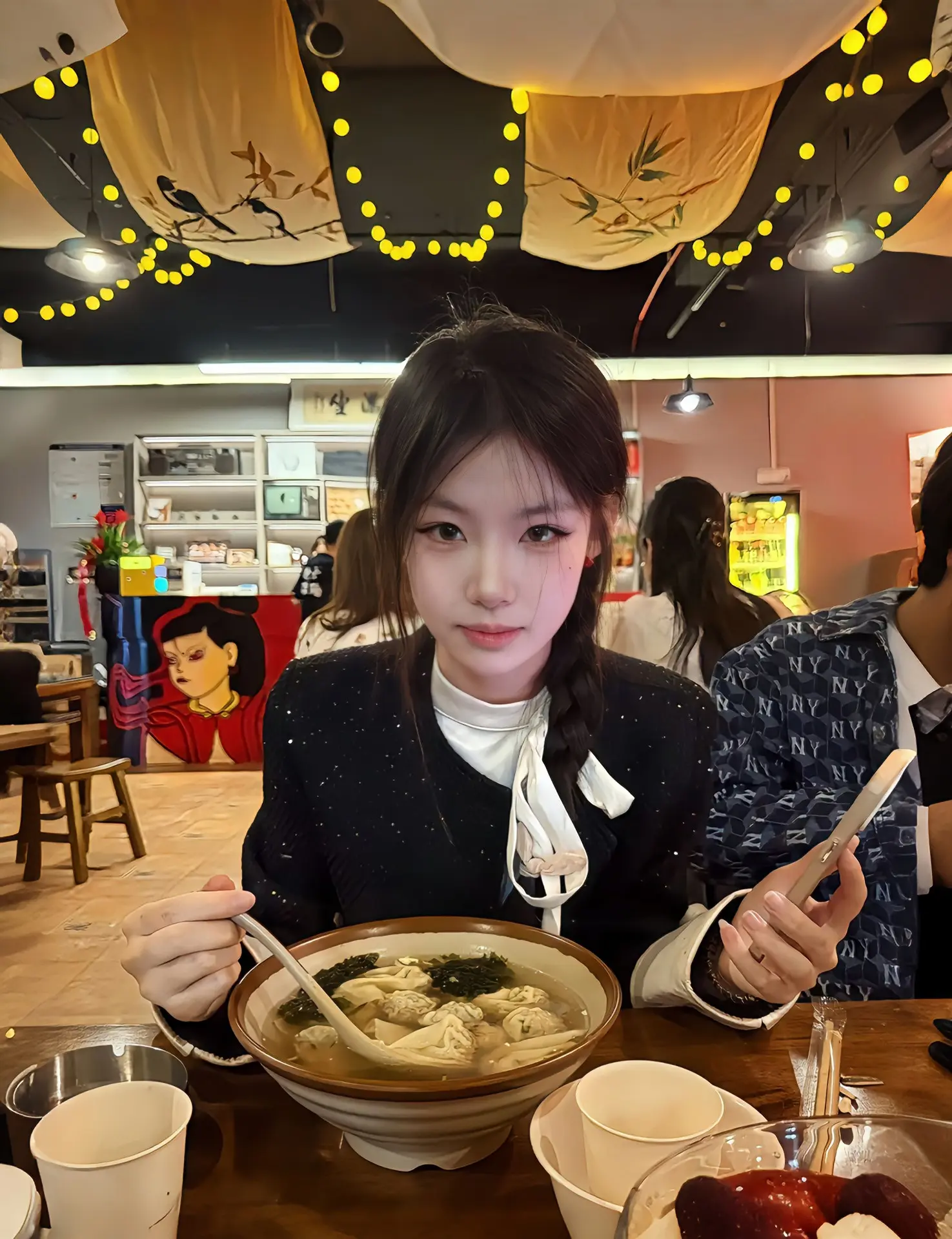 你公开的女生 竟然是之前我们因为她吵架的那个