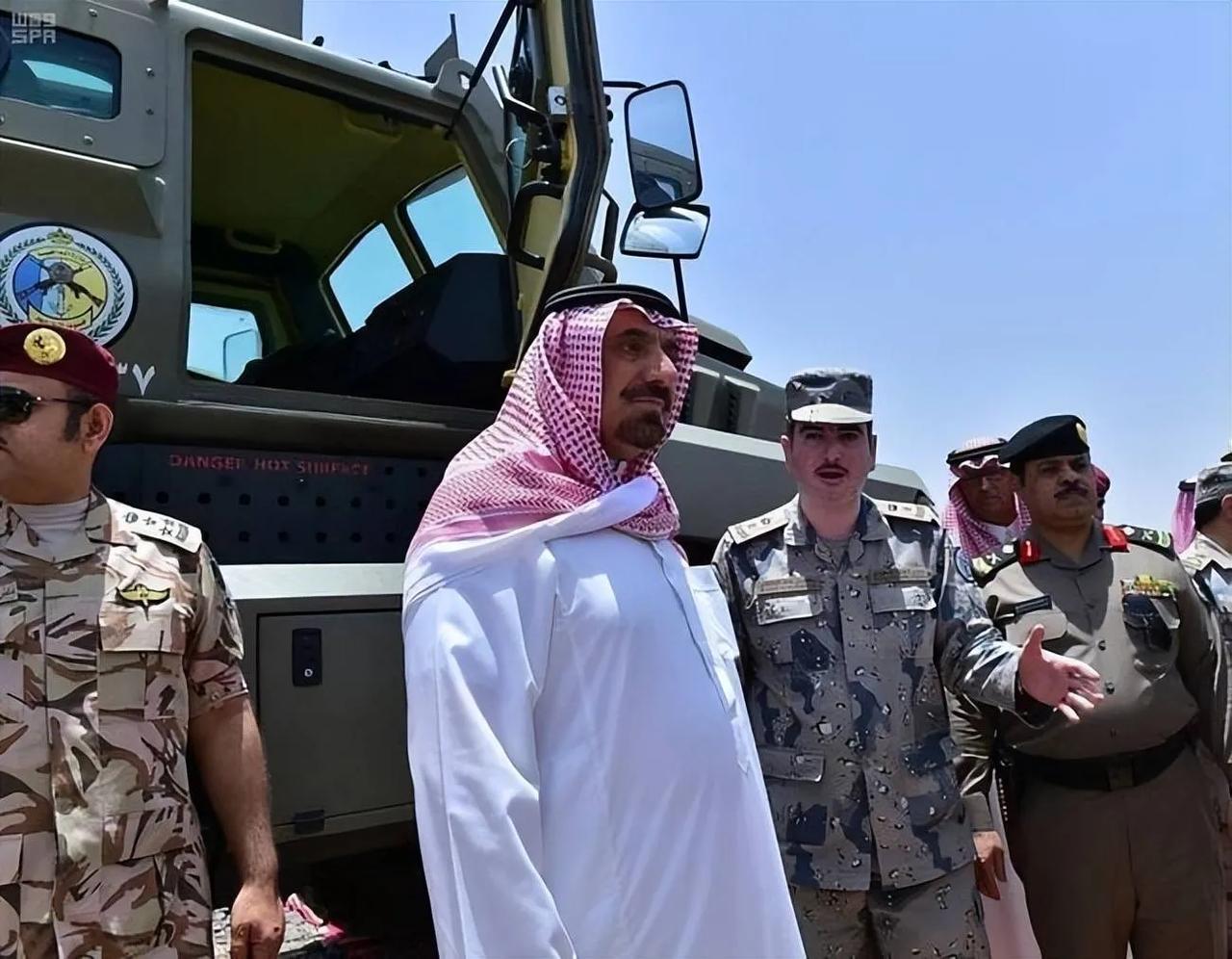 美国媒体持续强调，沙特阿拉伯政府敦促懂王继续对伊朗的战争，并声称这是“重建中东的