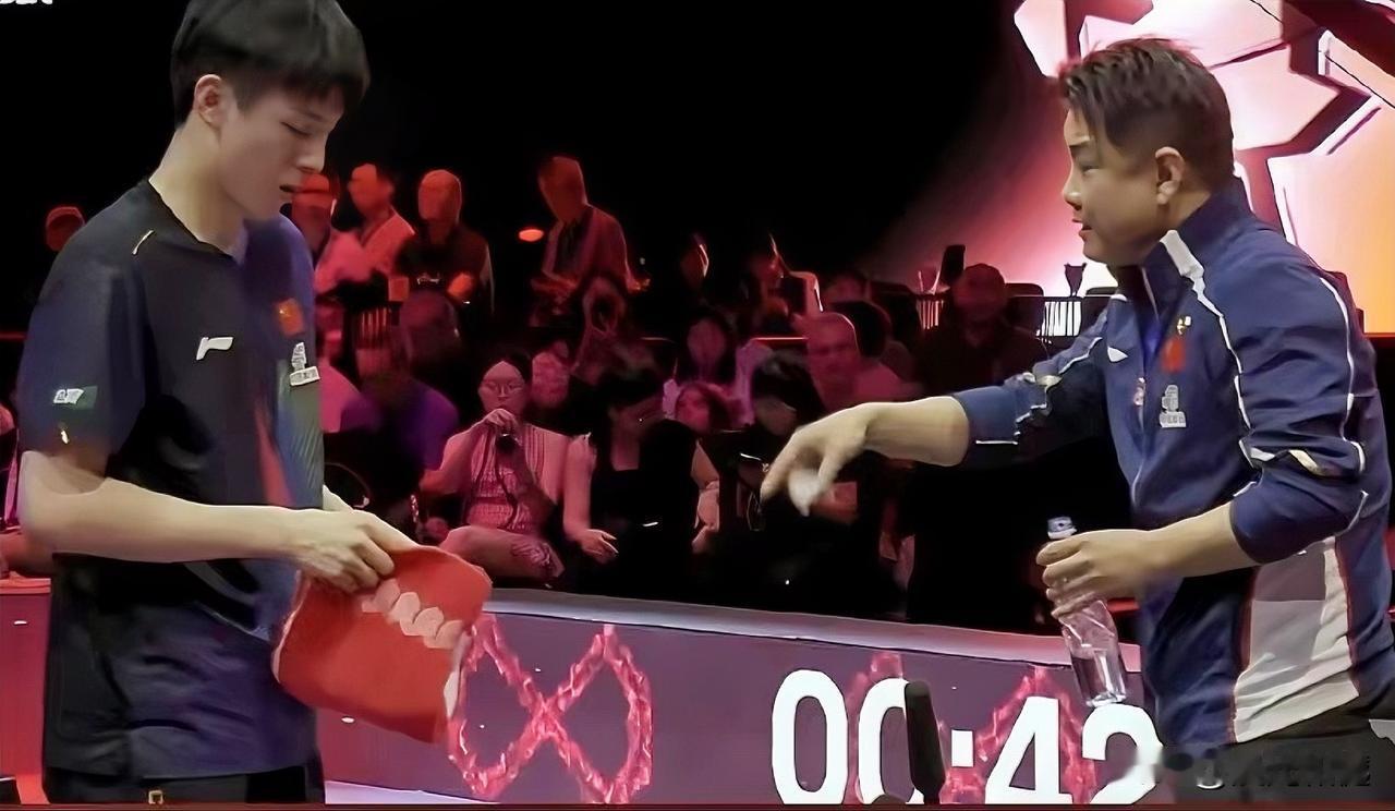 新加坡大满贯赛国乒男队开局不利，温瑞博被张禹珍淘汰出局

W T T新加坡大满贯