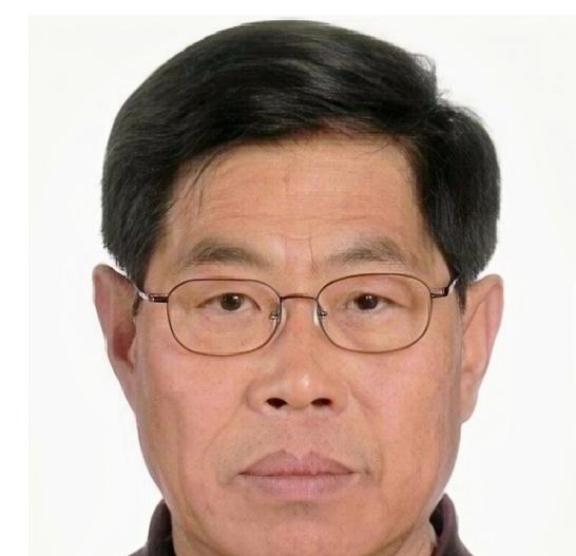 中国“东风”型导弹的总设计师郭万钧，被判以向外国泄露国家秘密的罪名，于2007年