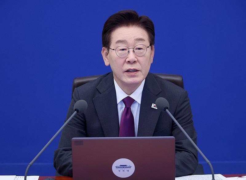 李在明，动手了！
 
谁也没有想到，李在明会下达如此雷霆的命令：清算韩奸！
 