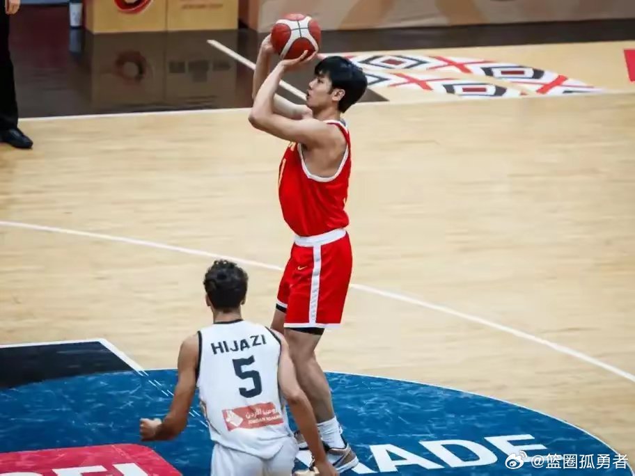 中国男篮的未来重返世界强队的球员。张博源，郇斯楠，郇斯锋，杨俊熙这些旅美球员了，