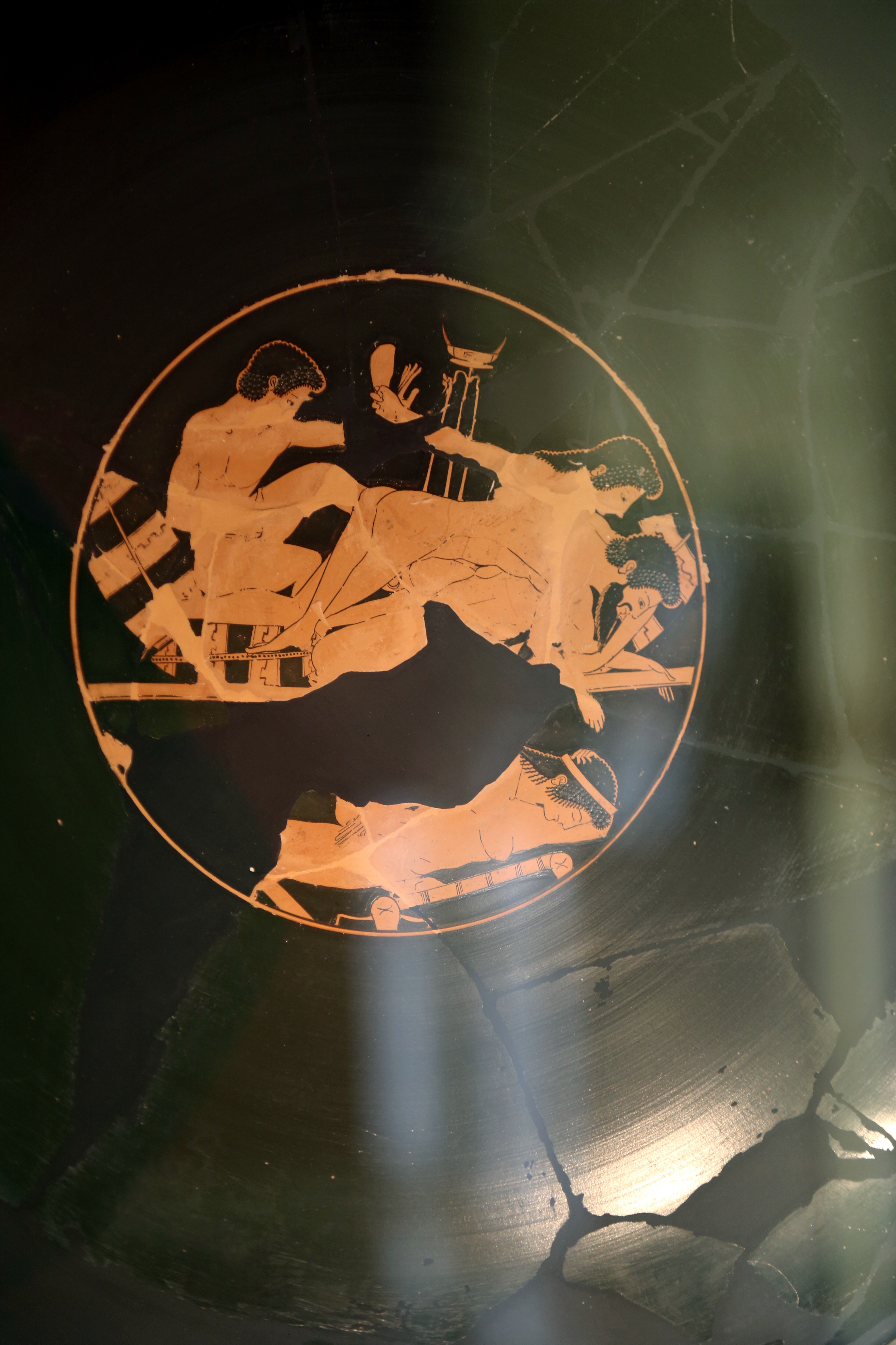 柏林老博物馆藏意大利南部出土公元前6世纪至前5世纪古希腊雅典地区制作的彩绘陶器残