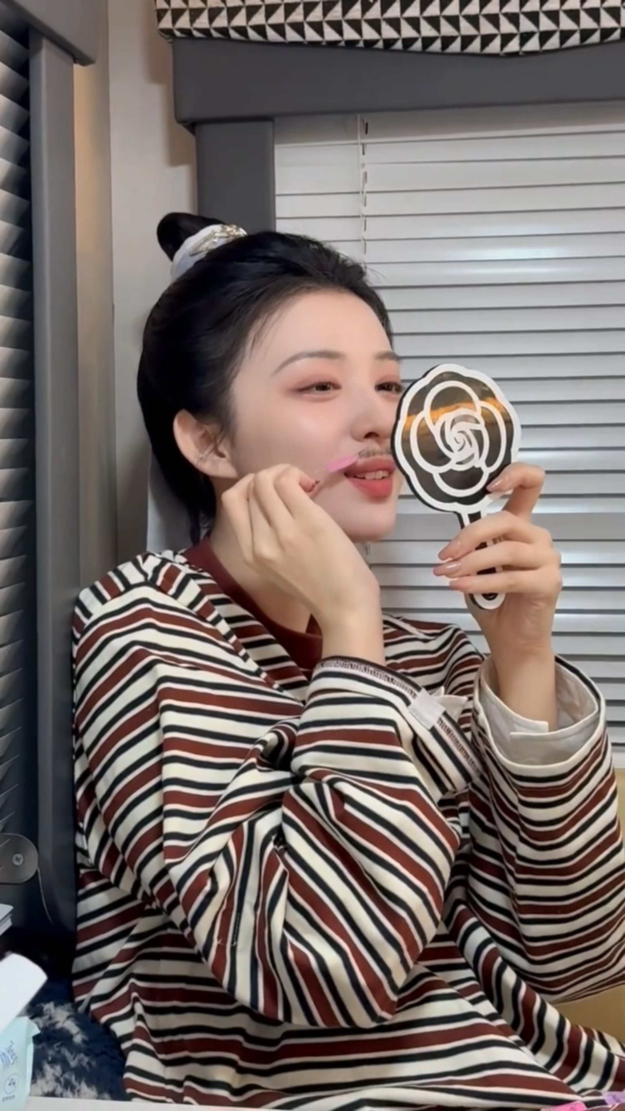 王楚然 95花迎来了最严厉的小品女王王楚然95花迎来了最严厉的小品女王