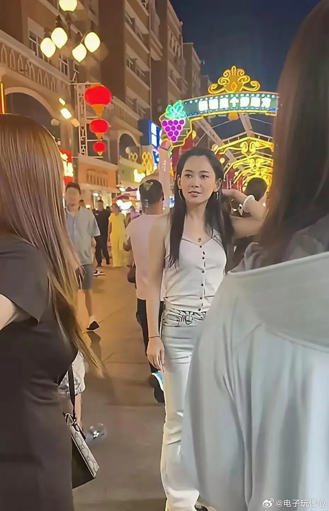 还以为森林北是什么神仙颜值，能把汪峰迷的神魂颠倒的 