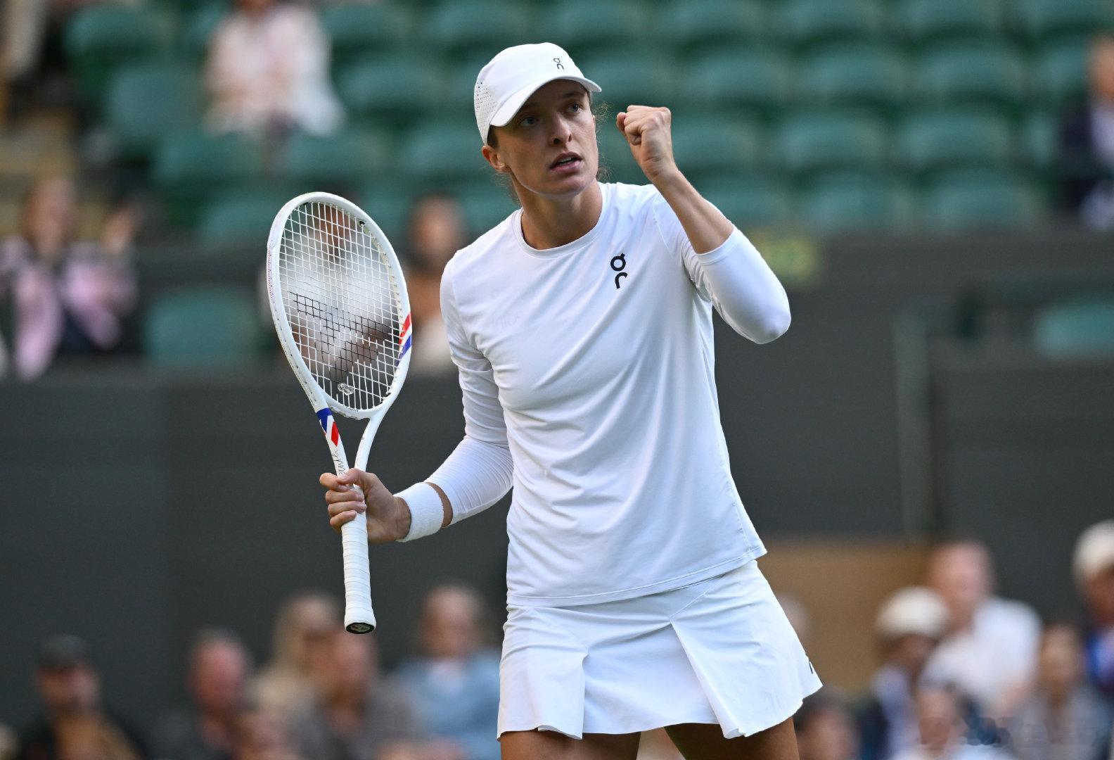 斯瓦泰克温网晋级八强 🎾温网2025 女单第四轮，8号种子斯瓦泰克直落两盘，以