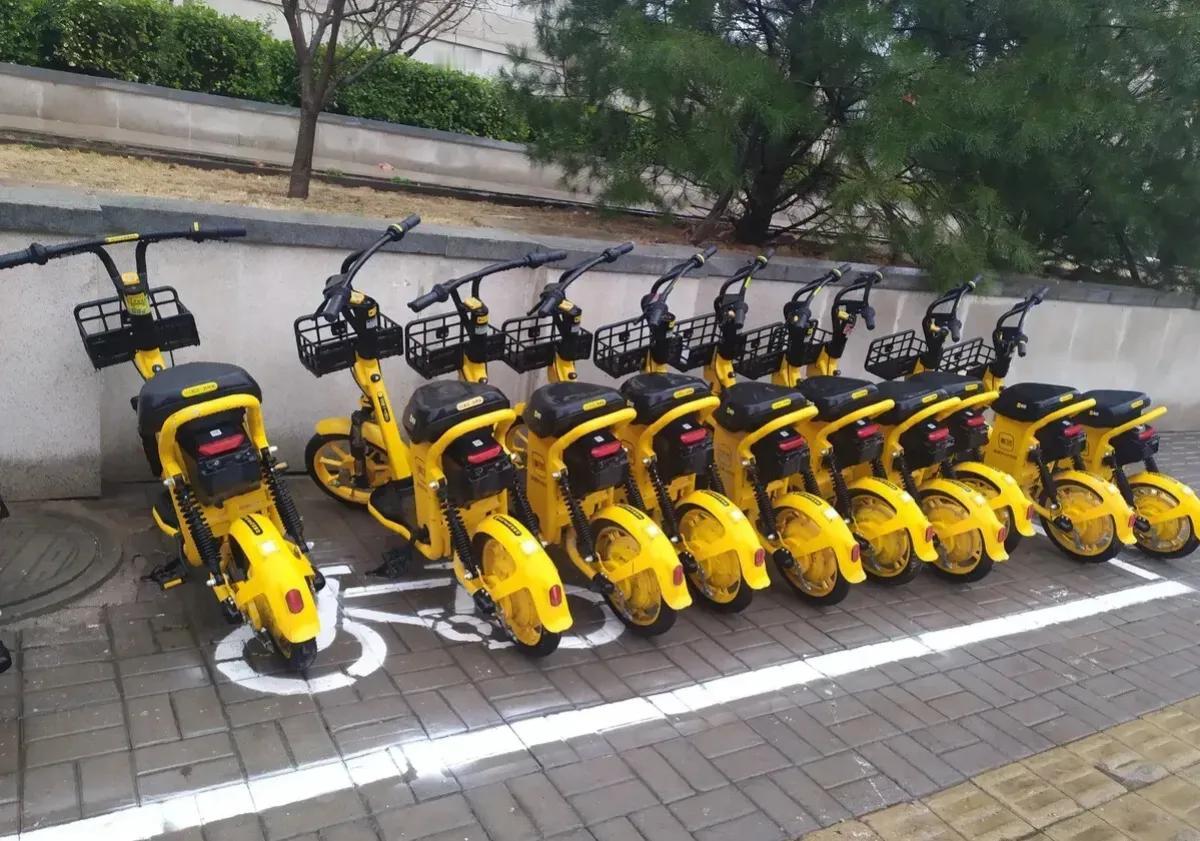 今天骑共享电动车回家，15分钟内三块钱，结果停车点不认，反复尝试无果，时间一过，