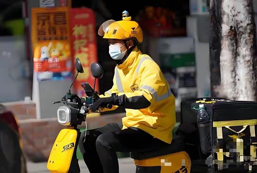 35岁外卖员心源性猝死，妹妹：一周13次，劝多次就是不听

35岁外卖员心源性猝