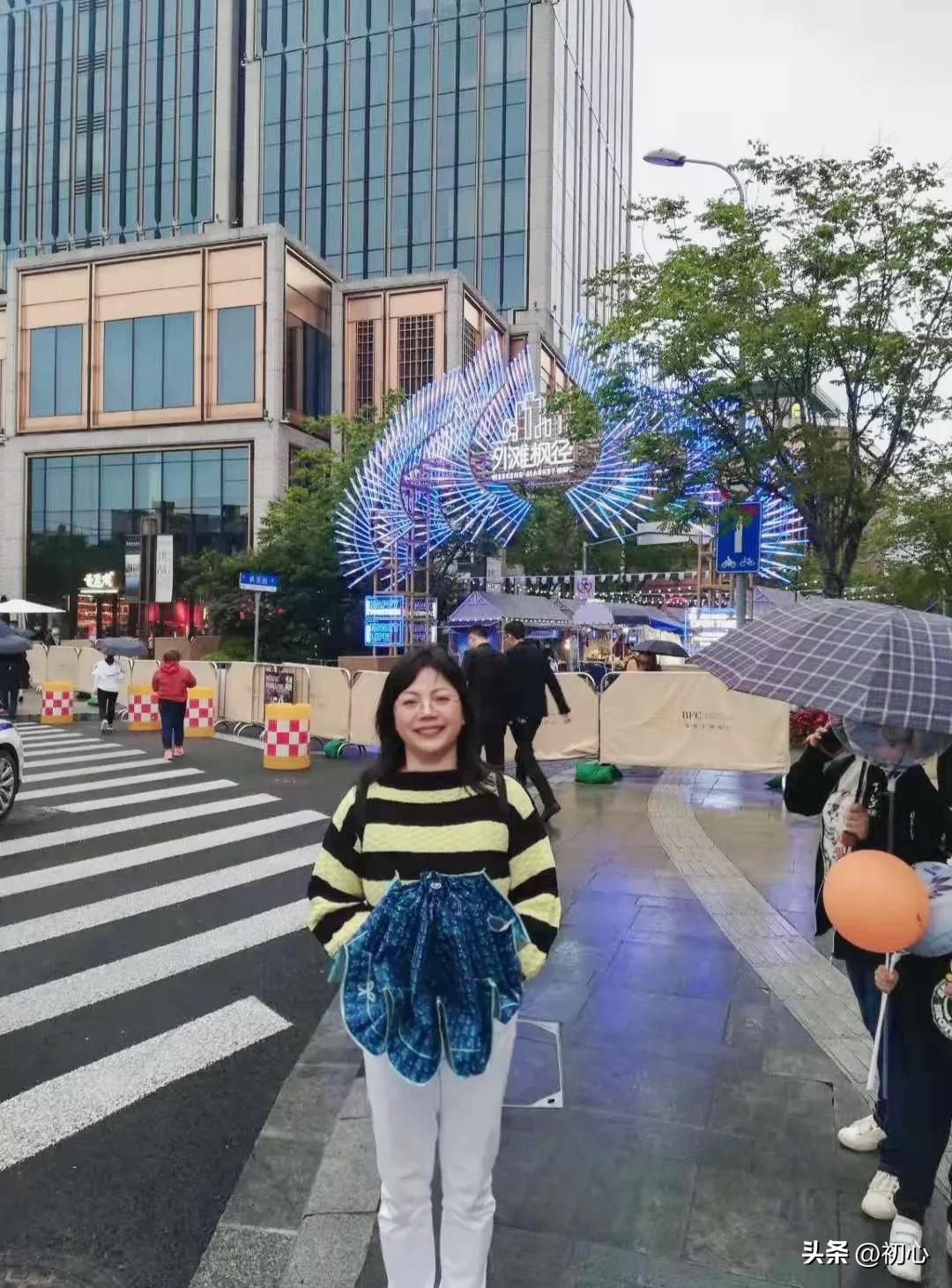 疫情之后，旅游放开，我和先生就顺道打卡上海、苏州、杭州、扬州和南京。那时候的瘦西