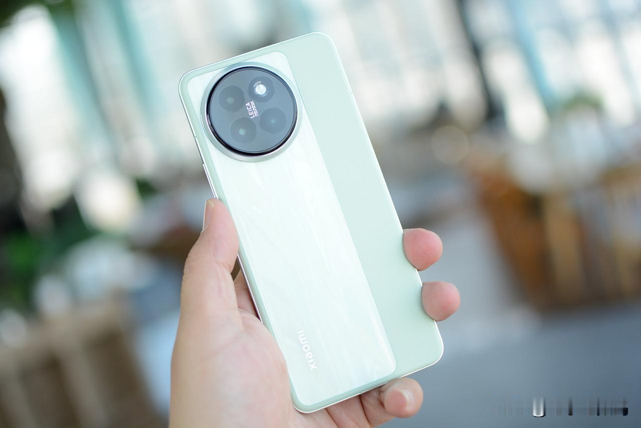 什么！小米这真的是飘了啊？小米Civi 4Pro  起售价居然2999起了！
不