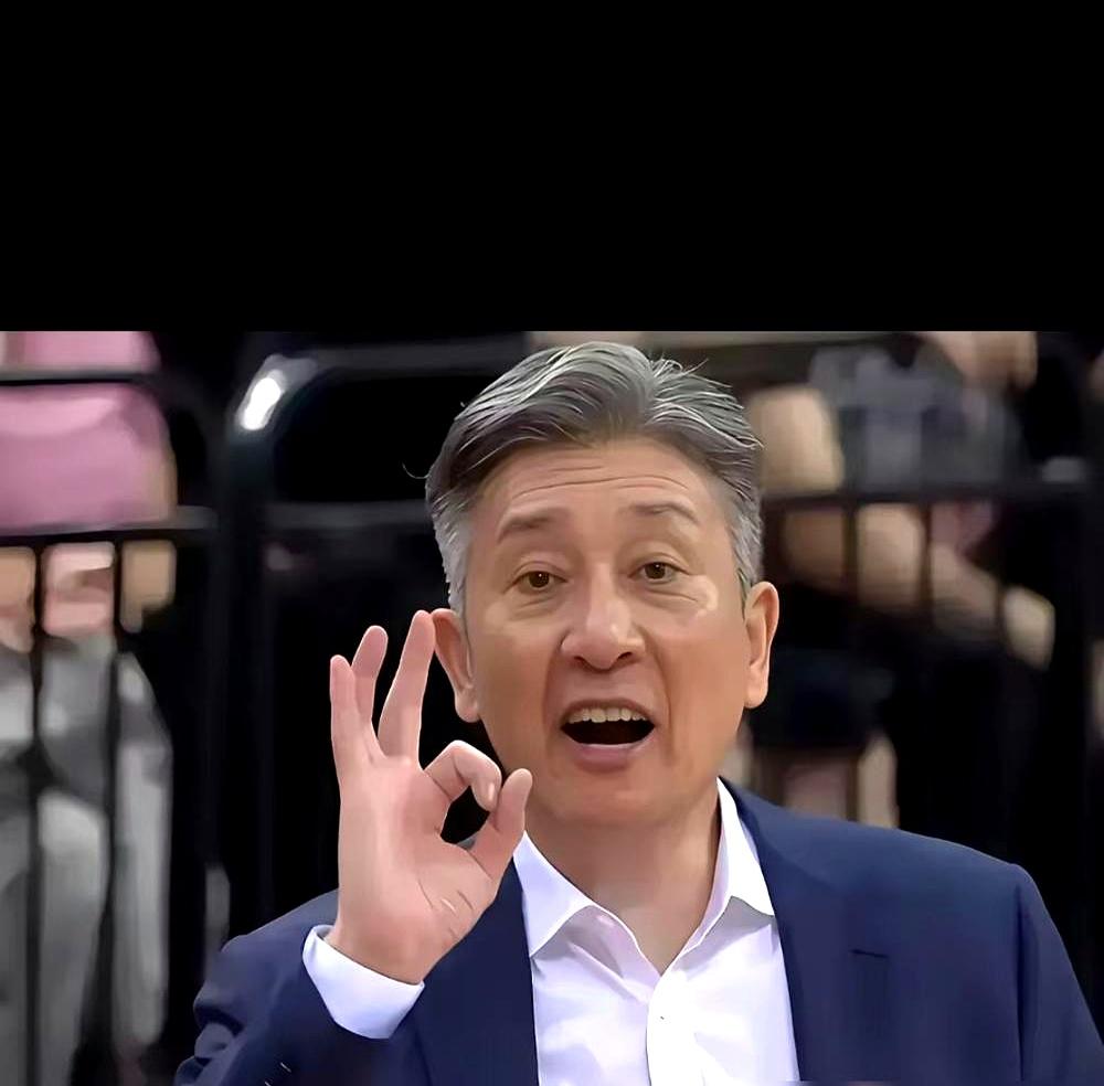 拿着600万顶薪，还自费去美国加练？
 

深圳男篮的贺希宁，真有点东西。休赛期