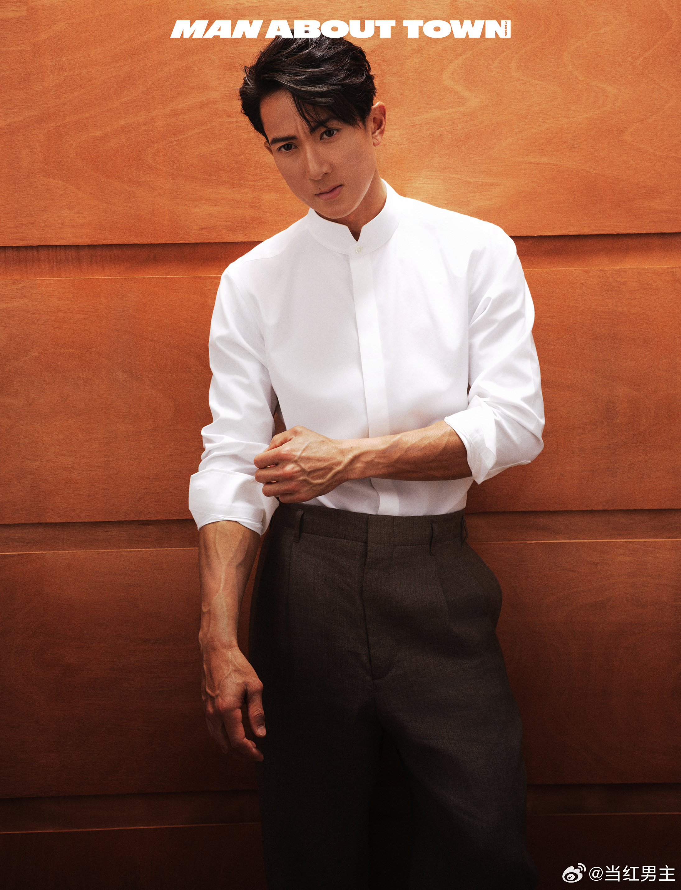 吴尊MAT封面吴尊ManAboutTown三月刊封面气质与封面高度契合🌟吴尊绅