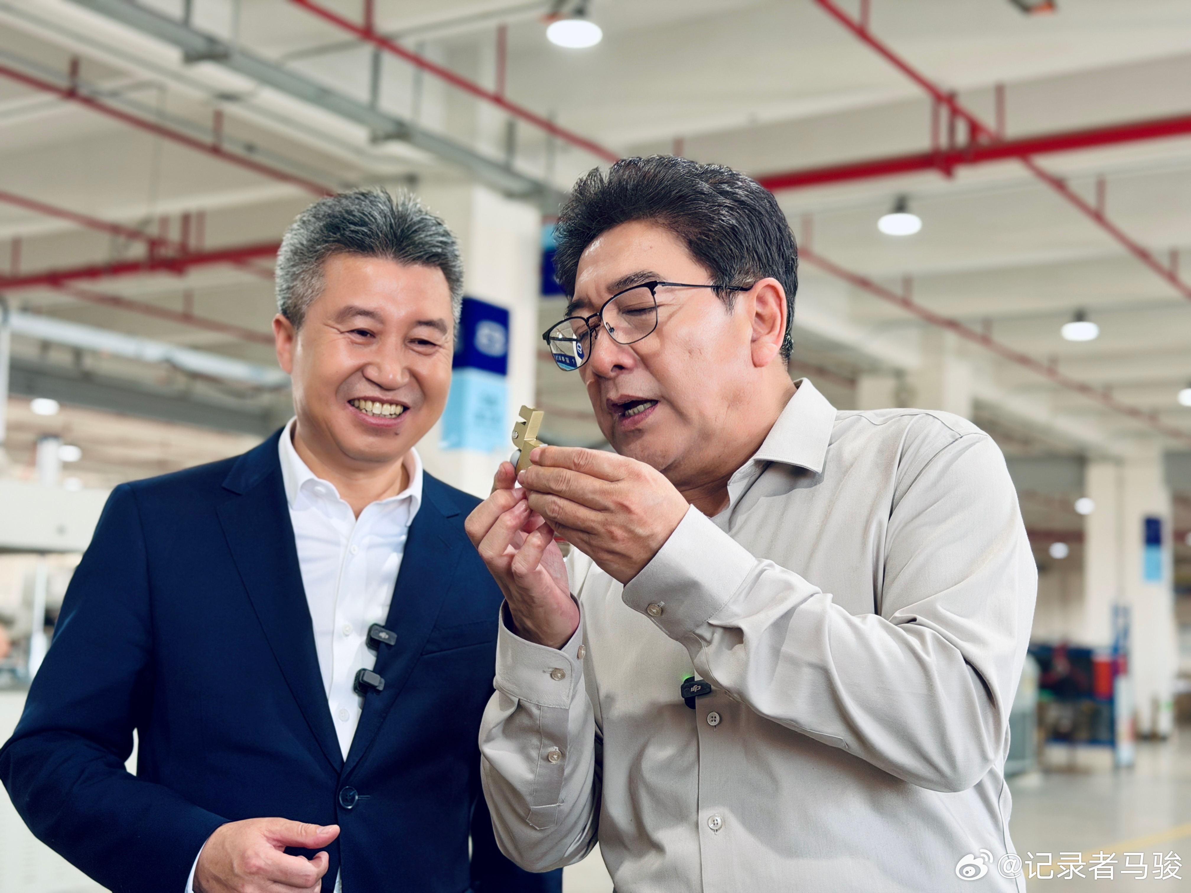 给拍得挺好的小伙子~点个赞~好梦~~~ 