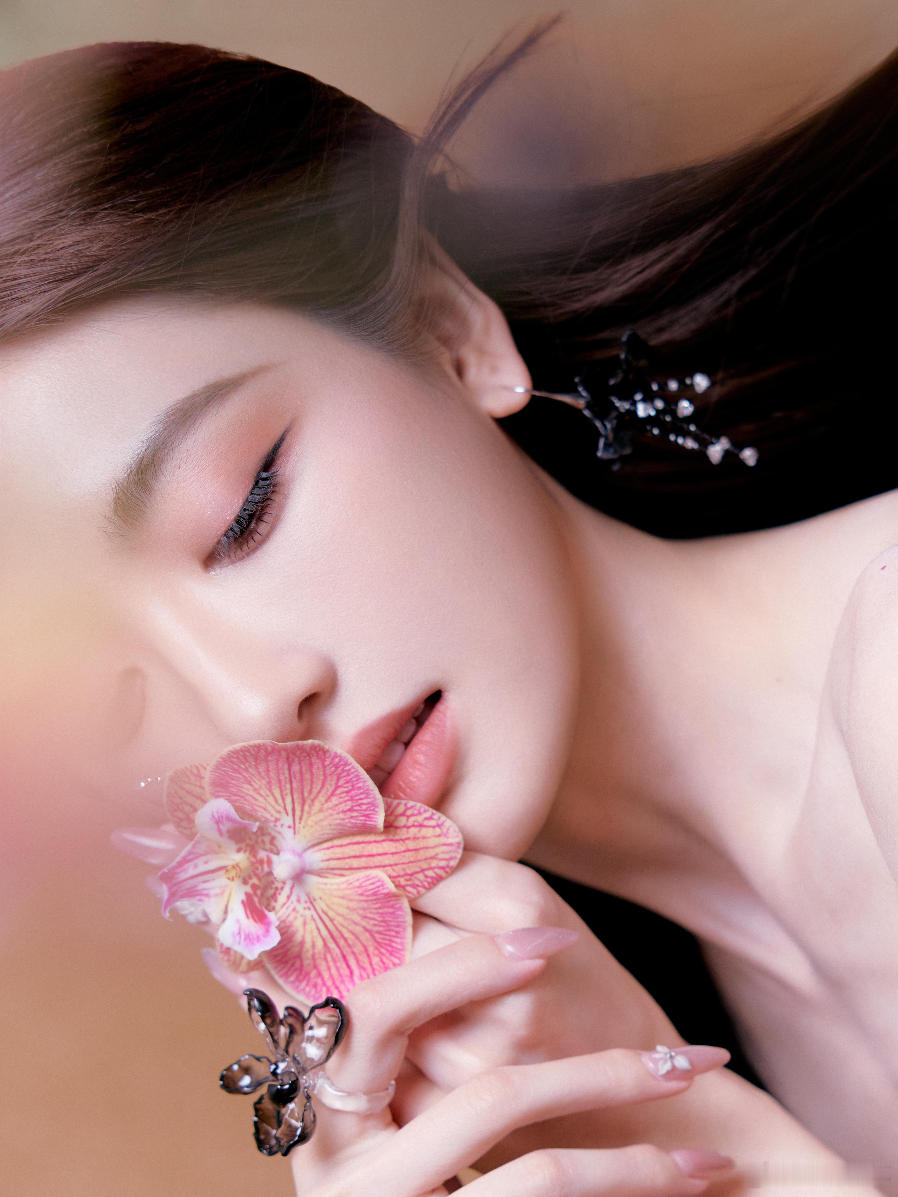 花非花 雾非雾🌸俏然心动