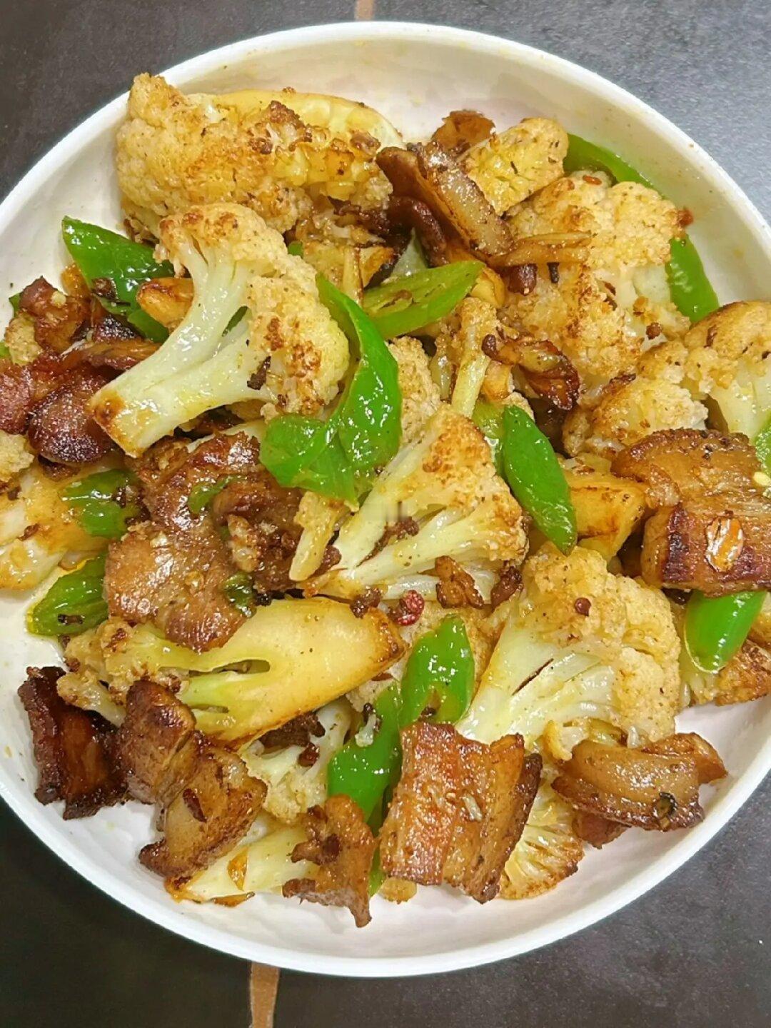 干锅花菜 巨巨巨费米饭🤣