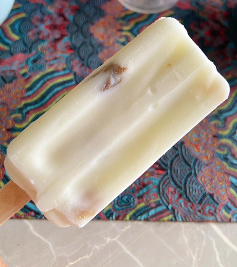 还记得有一个叫“小布丁”的雪糕🍦吗？？？

牛奶味道之中有着几颗葡萄干🍇甜而