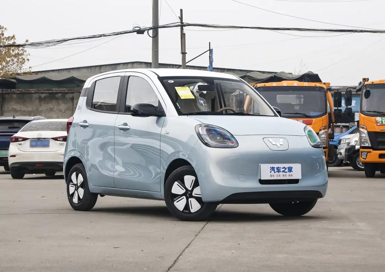 聊一聊适合日常代步的两款五菱车型

聊一聊日常买菜、接娃代步的两款五菱车型，内容