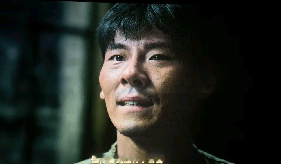 龙餐馆蒋奇明这句是现挂蒋奇明那句“没糊弄过去”居然是现场即兴现挂，太出彩了。好演