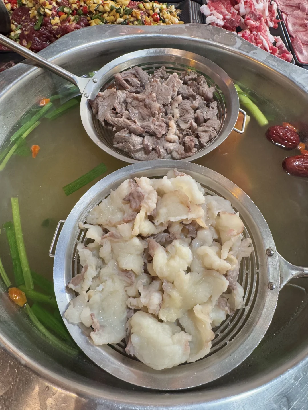 在杭州我认为最好吃的牛肉火锅！！！