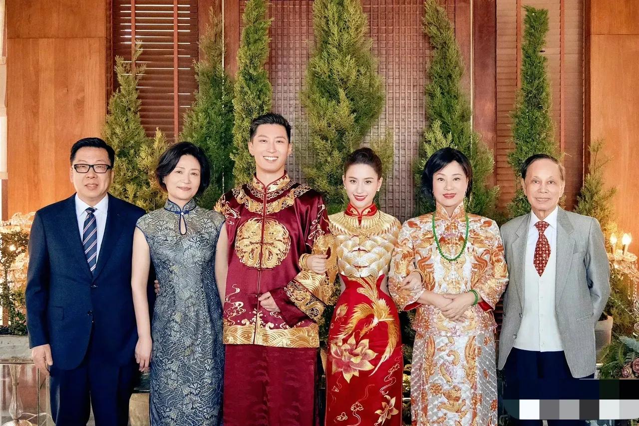 门当户对的一家人，真好[玫瑰]