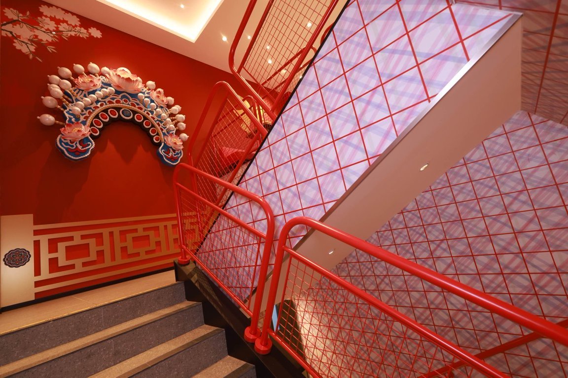 这家熟悉的店，正在用设计悄悄书写城市故事。仔细看那些新店，设计逻辑很深。比如把园