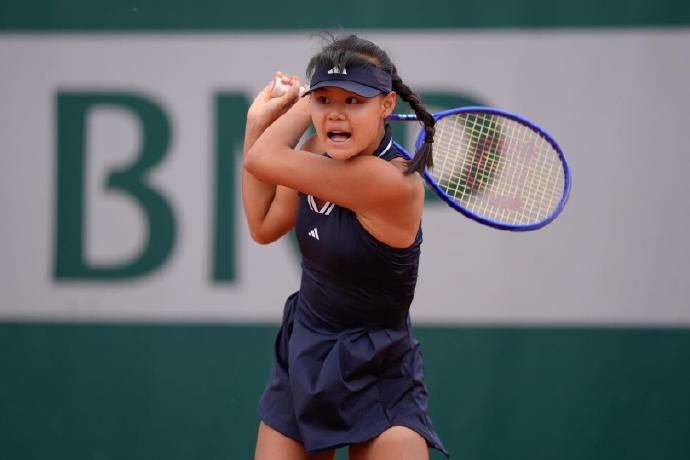 🎾🇨🇳孙心然单、双打双线作战，齐进八强 
美网青少年女单第三轮，头号种子?