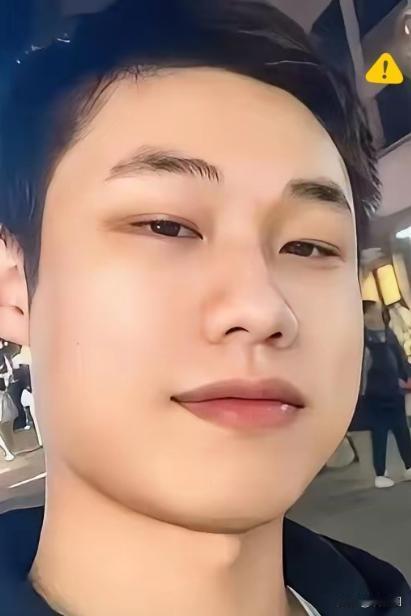 太诡异了！浙江安吉31岁男子用"去杭州接人"的谎言骗过所有人，实则独自狂奔100
