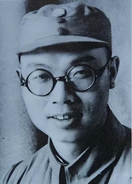 叶挺离开后项英多次申请辞职，主席非常不满，明确表示不想干可以直接离开吗？
193