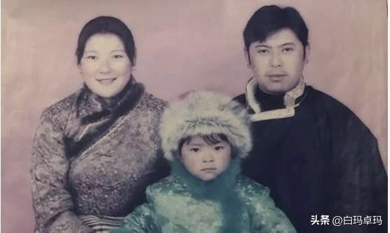 请不要再说“一日为藏，终身为傲”，这种自欺欺人的话。更多藏族年轻人应当向汉族同胞
