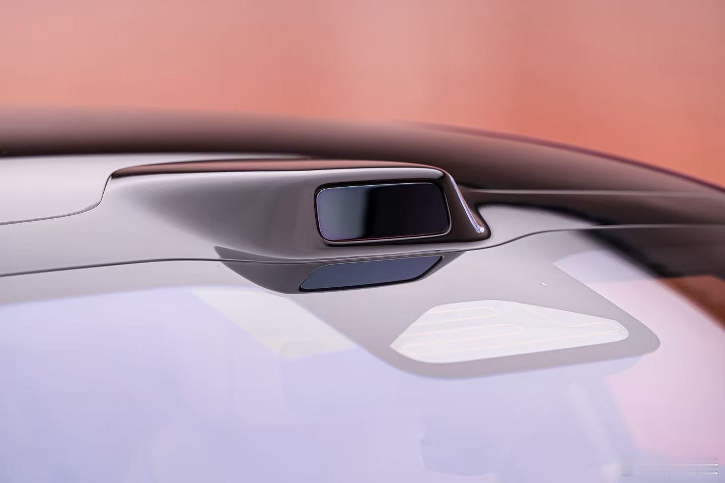 余承东官宣新款享界S9上市时间 的确这款车子还是非常的不错的呀，看到官宣的时间的