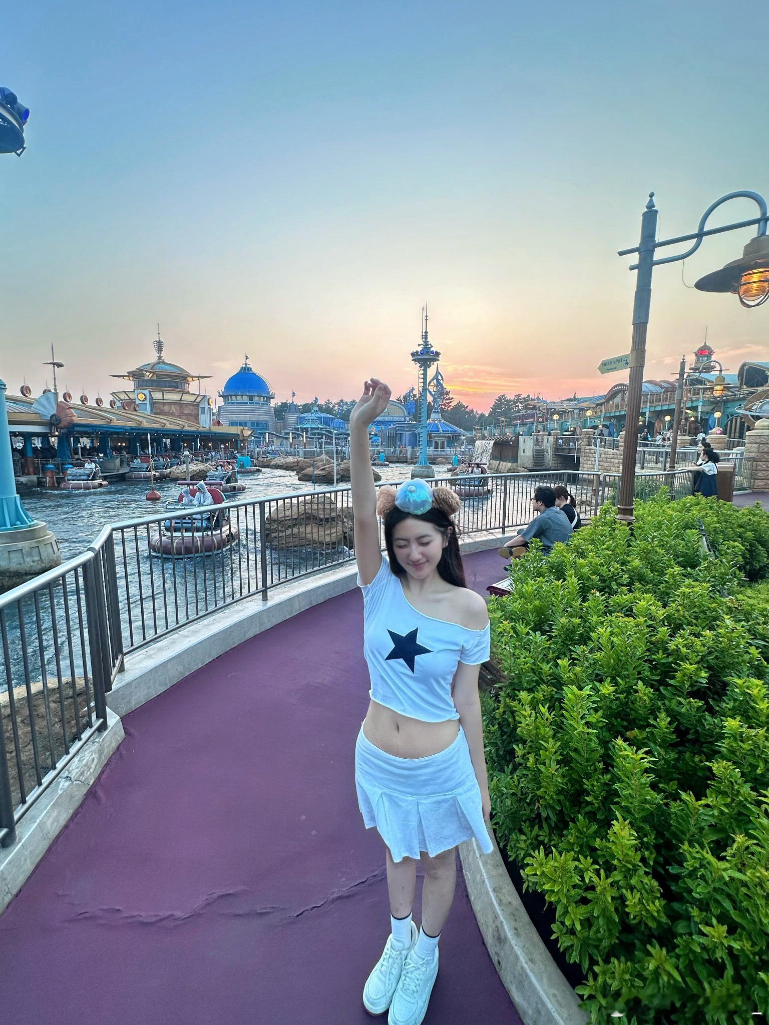 🚢𝗧𝗼𝗸𝗬𝗼 𝗗𝗶𝗦𝗻𝗲𝘆 𝘀𝗲𝗔🌊  ​​​