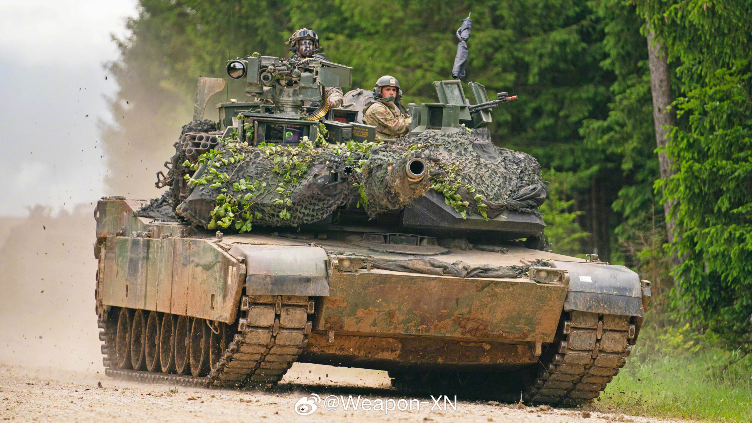 #兵器影像[超话]# 美军一辆罕见的 M1A2 SEPv2 Mod（战利品 A 