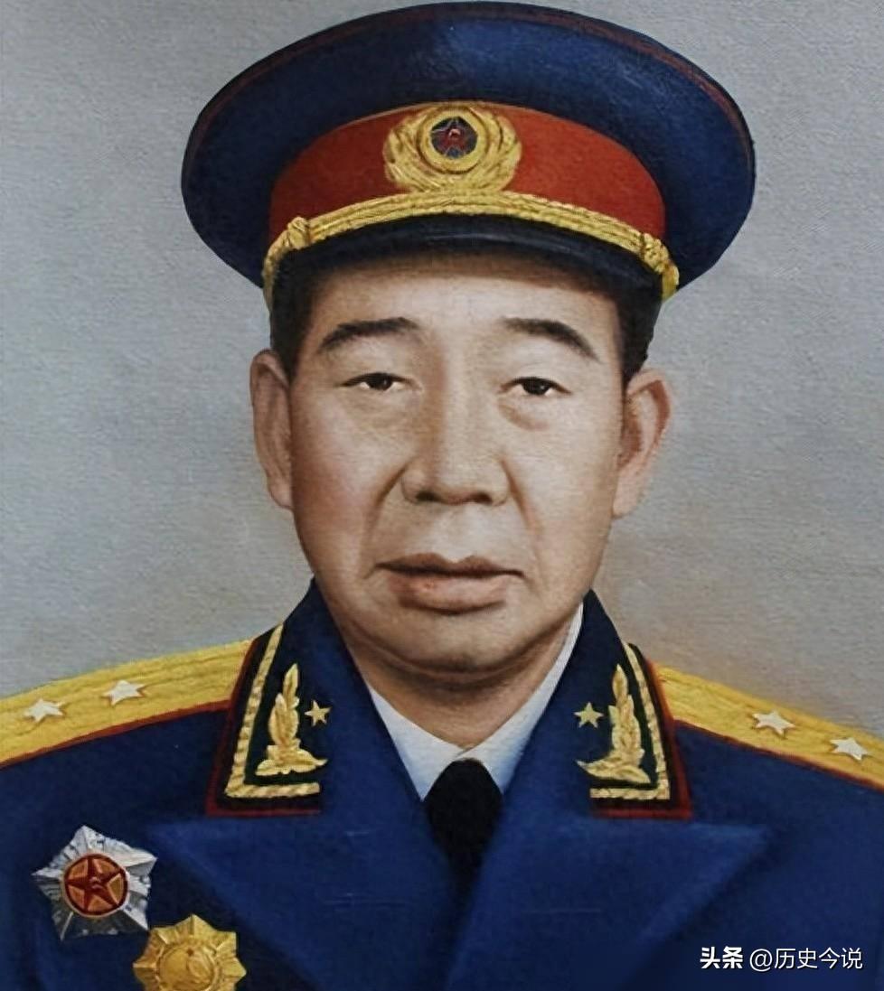 五度错失掌军权！杨国夫扎根齐鲁与黑土，战功赫赫授衔不负功勋
 
阅读此文前，诚邀