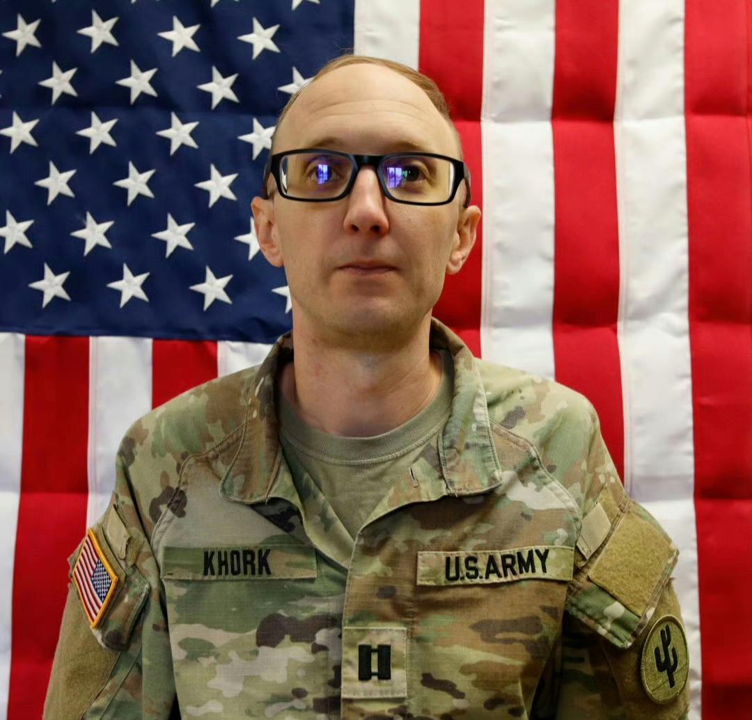 6名美国军人伊朗无人机袭击科威特的美军设施中阵亡，目前已公布4名美军的姓名照片。