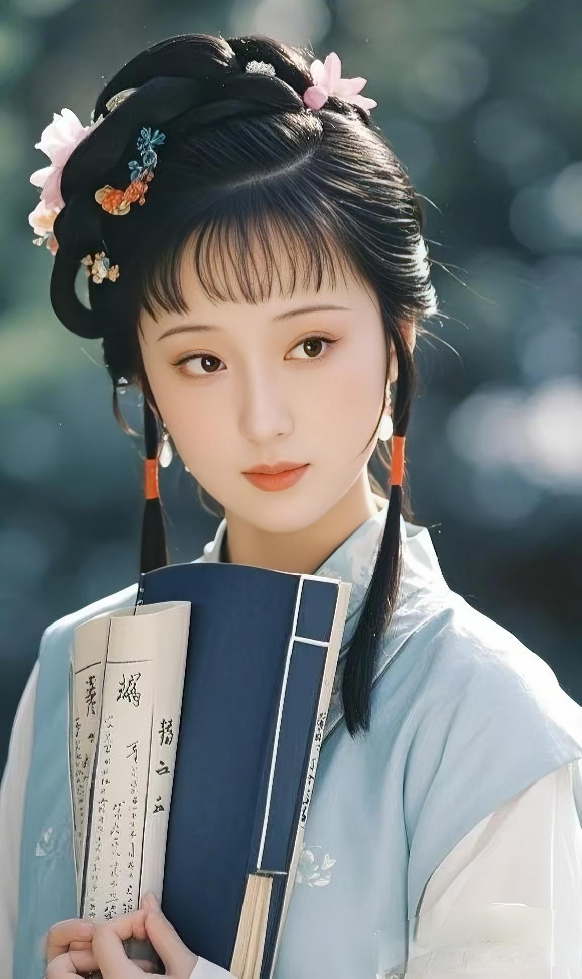 是的，黛玉是很善良、真实的一个人。正因如此，贴身丫环紫娟愿意拿命护着她。而薛宝钗