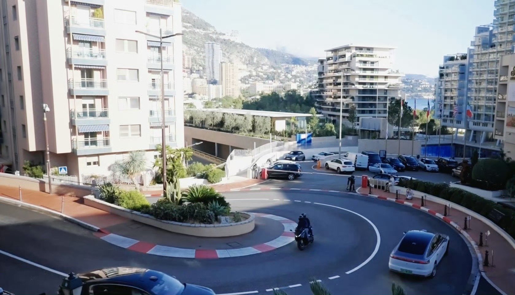 尊界12000公里穿越亚欧十国尊界S800刷新老外的豪车认知一万两千公里征途 横