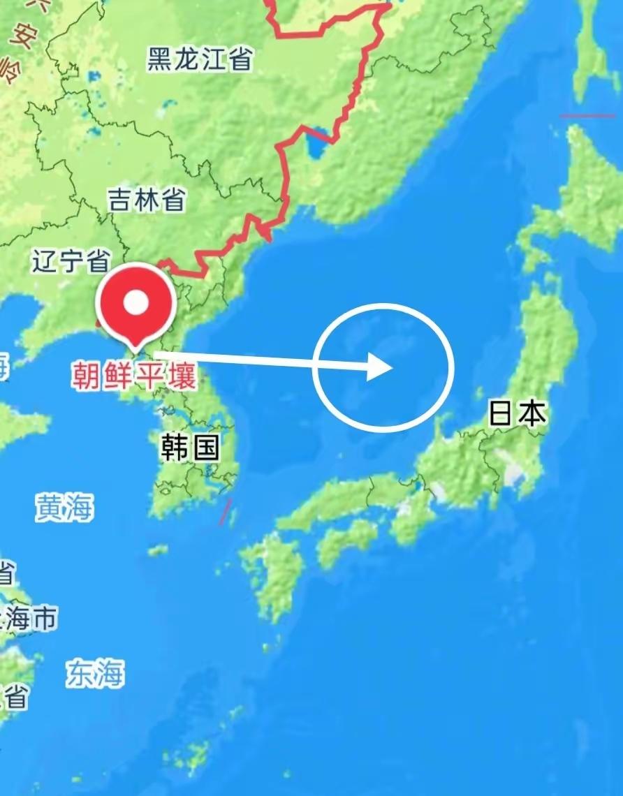 轰！轰！轰！连续发射！
谁也猜不透，朝鲜为何突然在日本海砸出10枚导弹？
 
这