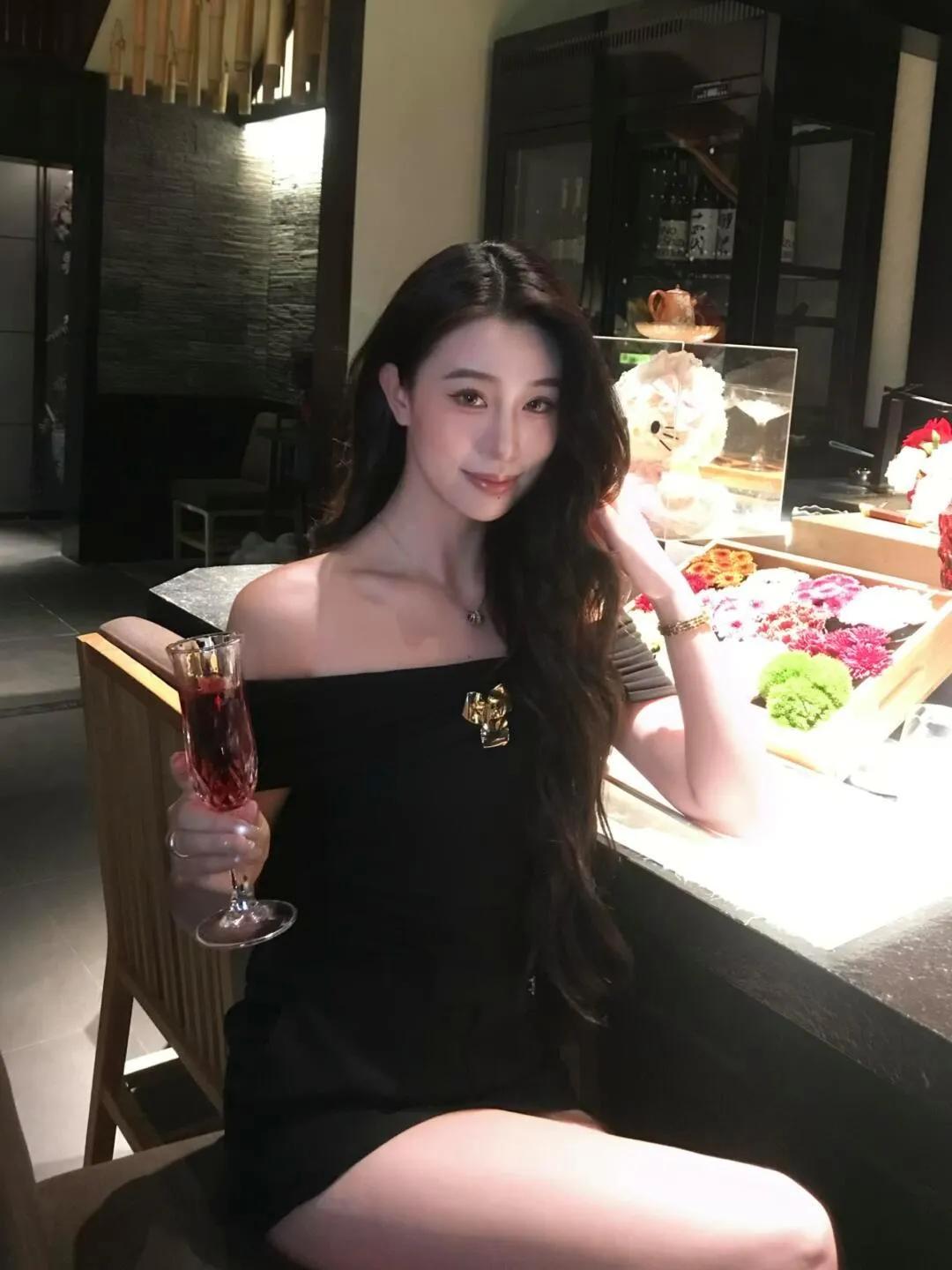 美丽动人！