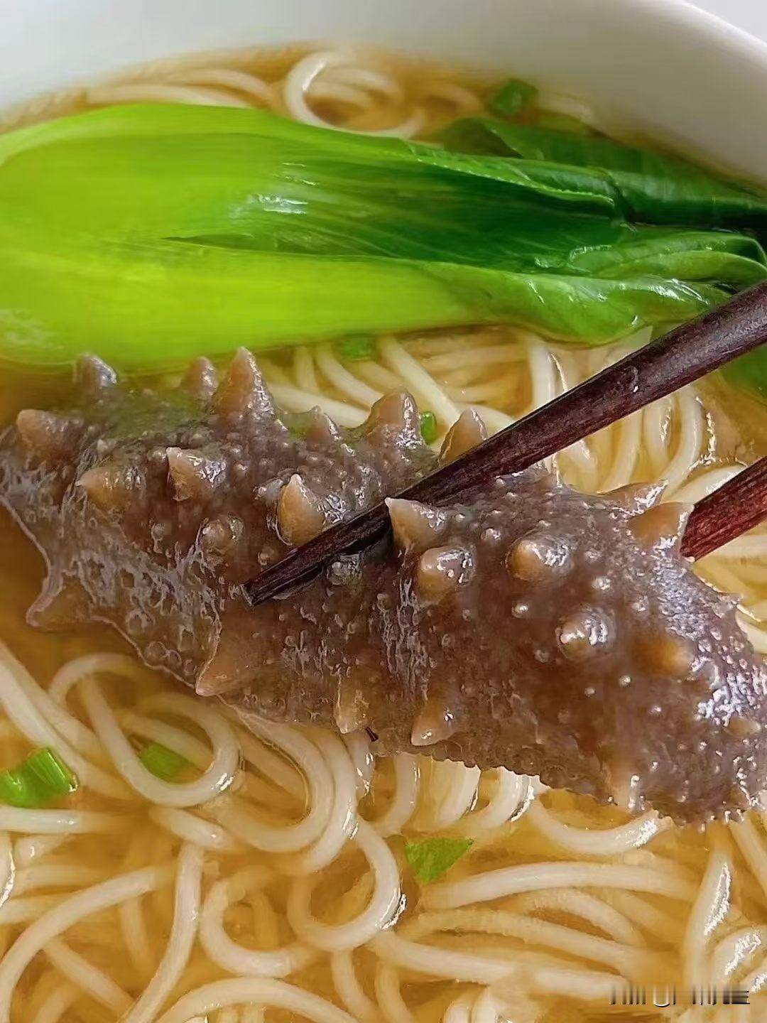​有些人近了远了，是喜是忧，这一年又过去了一半，早安[太阳]
