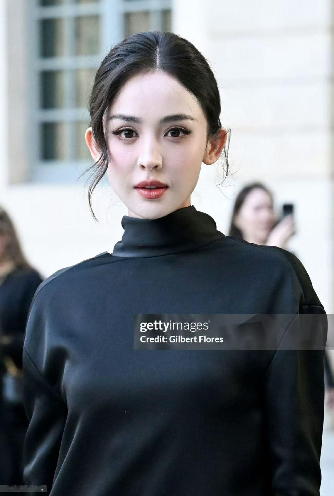 娜扎扛住了G社镜头娜扎G社镜头[期待] ​​​娜扎扛住了G社镜头 ​​​