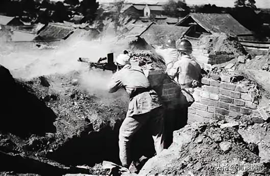 济南战役最悲壮一幕！王耀武麾下千人团死战不降，全员战死无一人投降
 
1948年
