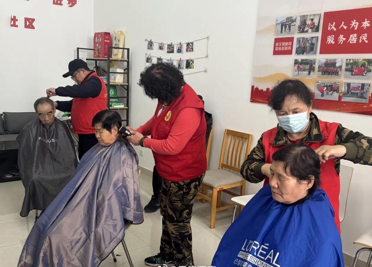 【情暖夕阳红 西营门街道开展爱老助老志愿服务系列活动】