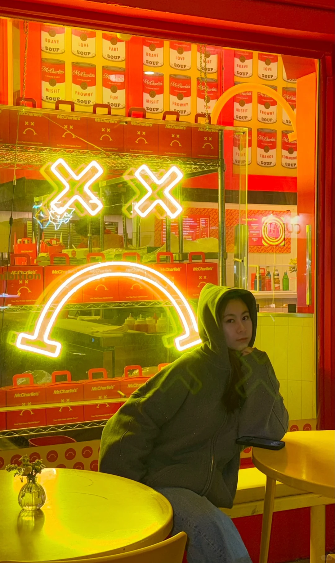 LA打卡｜夜里的UnHappy Meal ☹️ 📷 ✌🏻