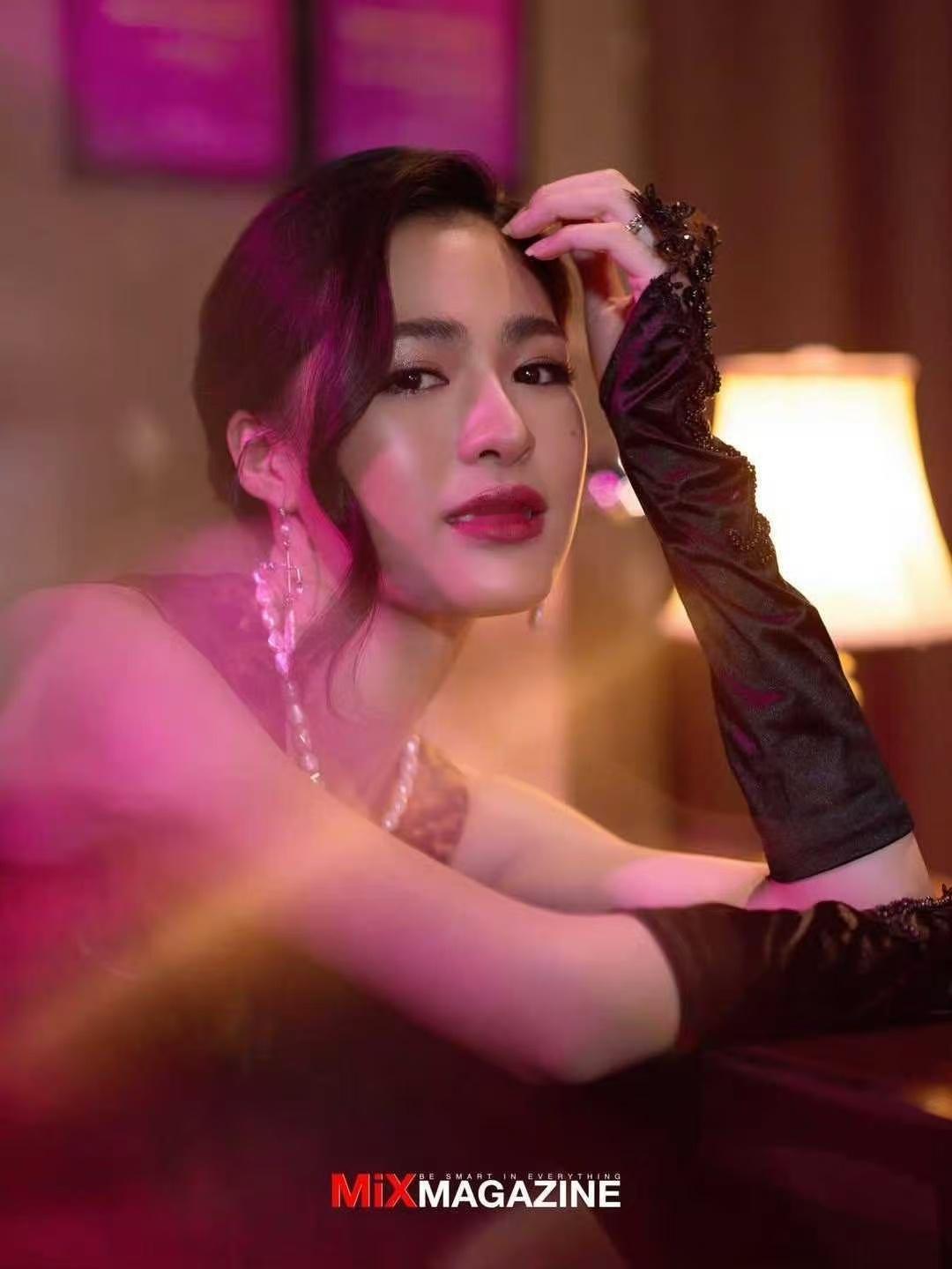 lingorm 交际花×豪门私生女orm是十八岁才被父亲接过去。大概是老头子不积