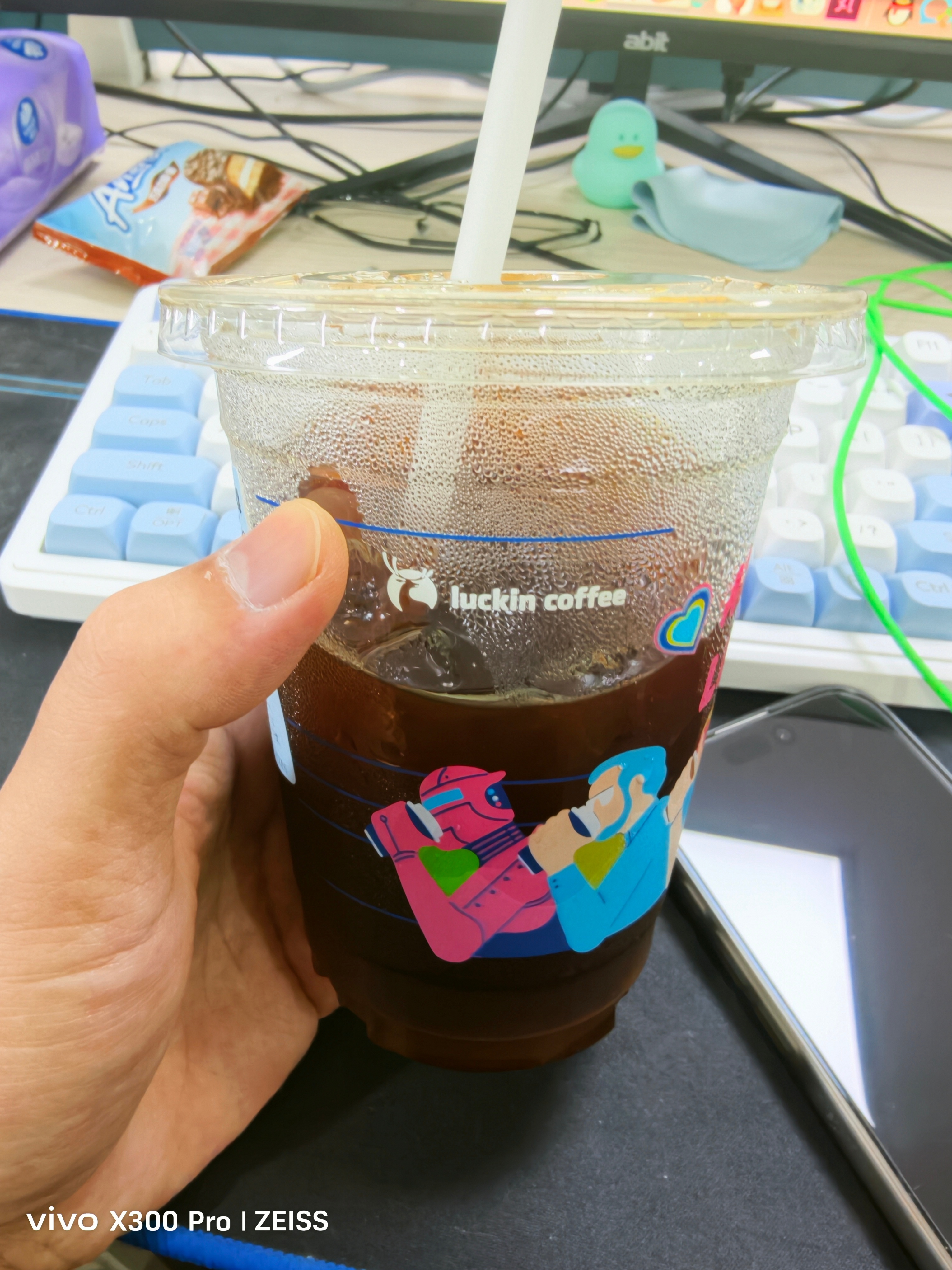 ！！！瑞幸开到地铁口是个明智的选择，上班族地铁上下单自提，出地铁就能直接拿走去上